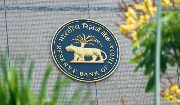 Reserve Bank of India (RBI)