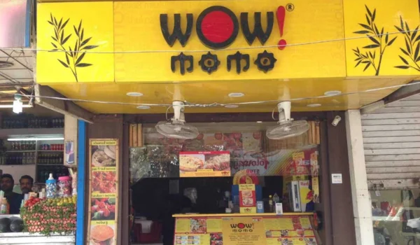 Wow Momo